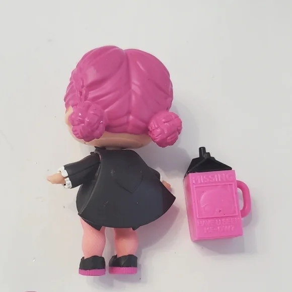 LoL Surprise-Underwraps series, Countess (Original release)  NWOT - Picture 2 of 2